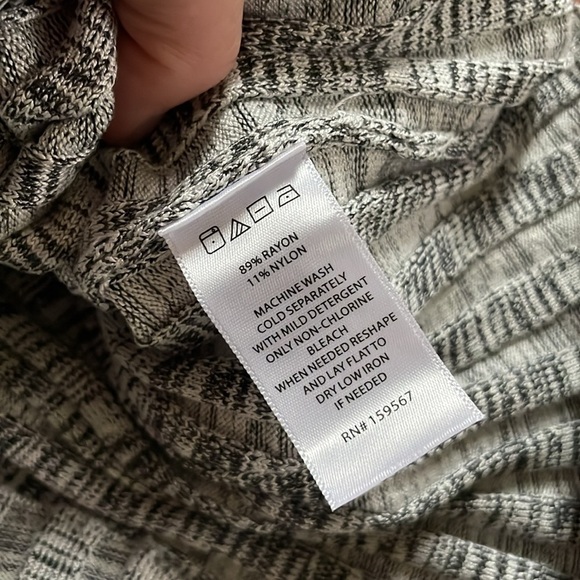 NWT Willow & Wind Gray Ribbed Dress - Picture 9 of 9